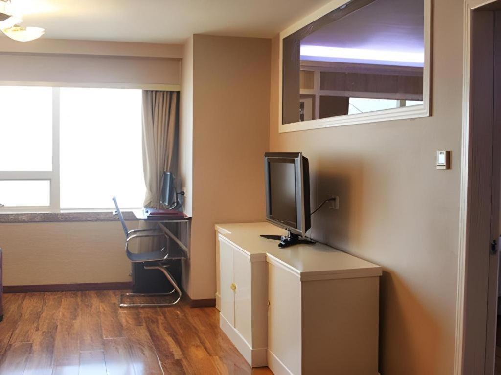 Jinan Yuquan Simpson Hotel Exterior foto