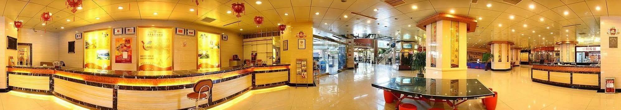 Jinan Yuquan Simpson Hotel Exterior foto